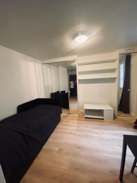 Studio Ile Saint-louis * Parigi
